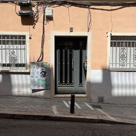 Apartmán Piso En Valdeacederas Madrid Exteriér fotografie
