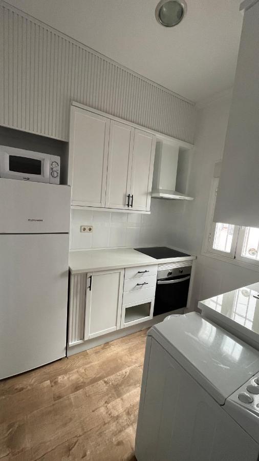 Apartmán Piso En Valdeacederas Madrid Exteriér fotografie