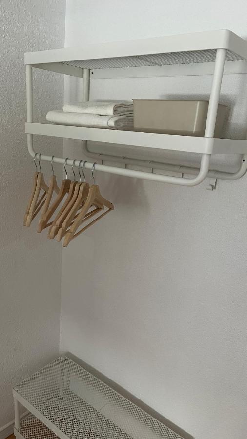 Apartmán Piso En Valdeacederas Madrid Exteriér fotografie